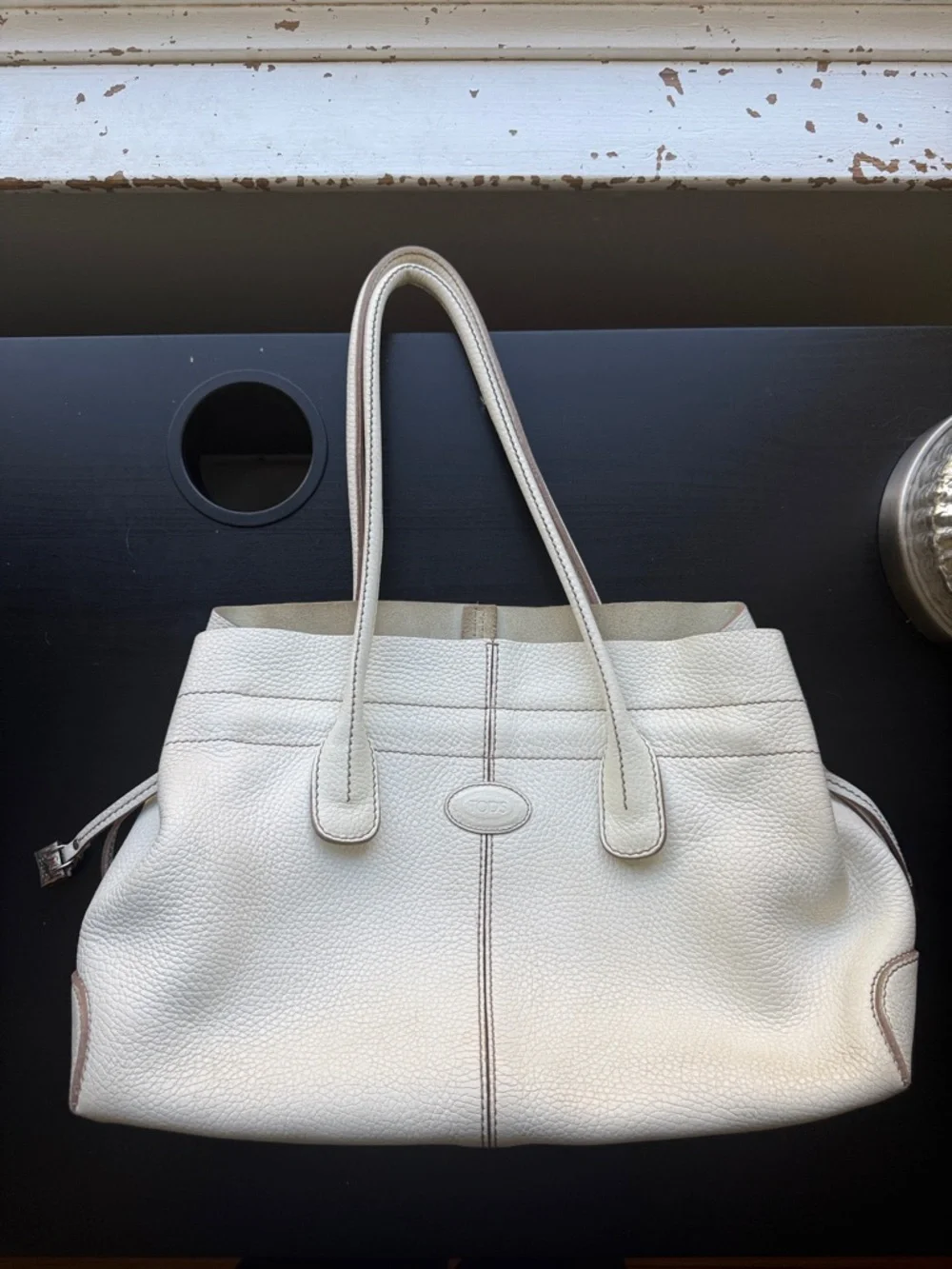 TOD'S Cream-White Pebbled Leather Tote with Top Handles - Picture 3 of 17